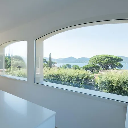Pinsons Tropez Saint-Tropez